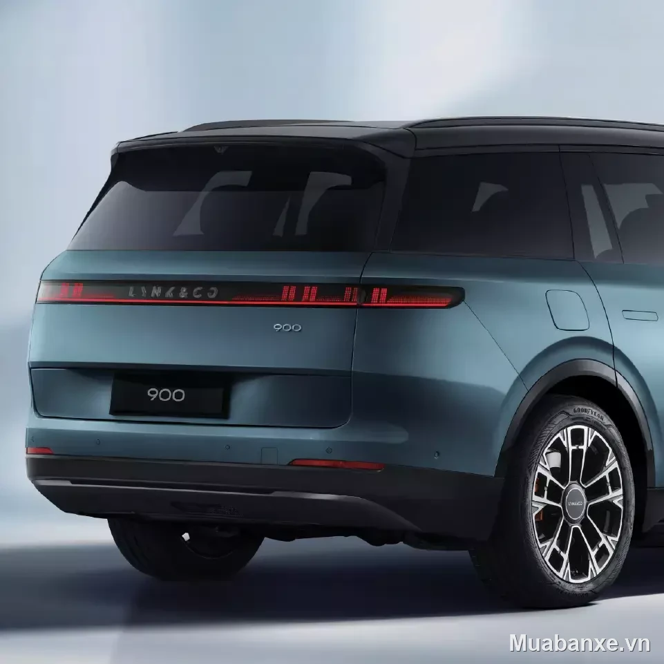 Đuôi xe Lynk & Co 900