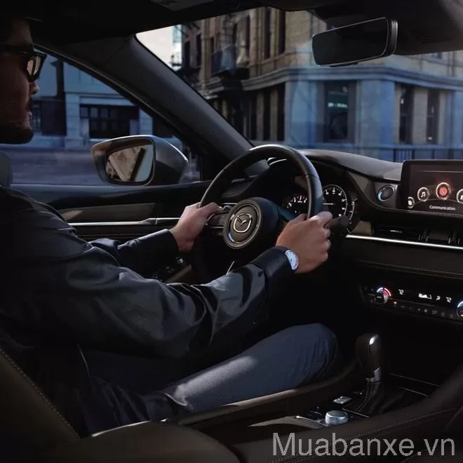 cam giac lai xe mazda 6 tinbanxe vn