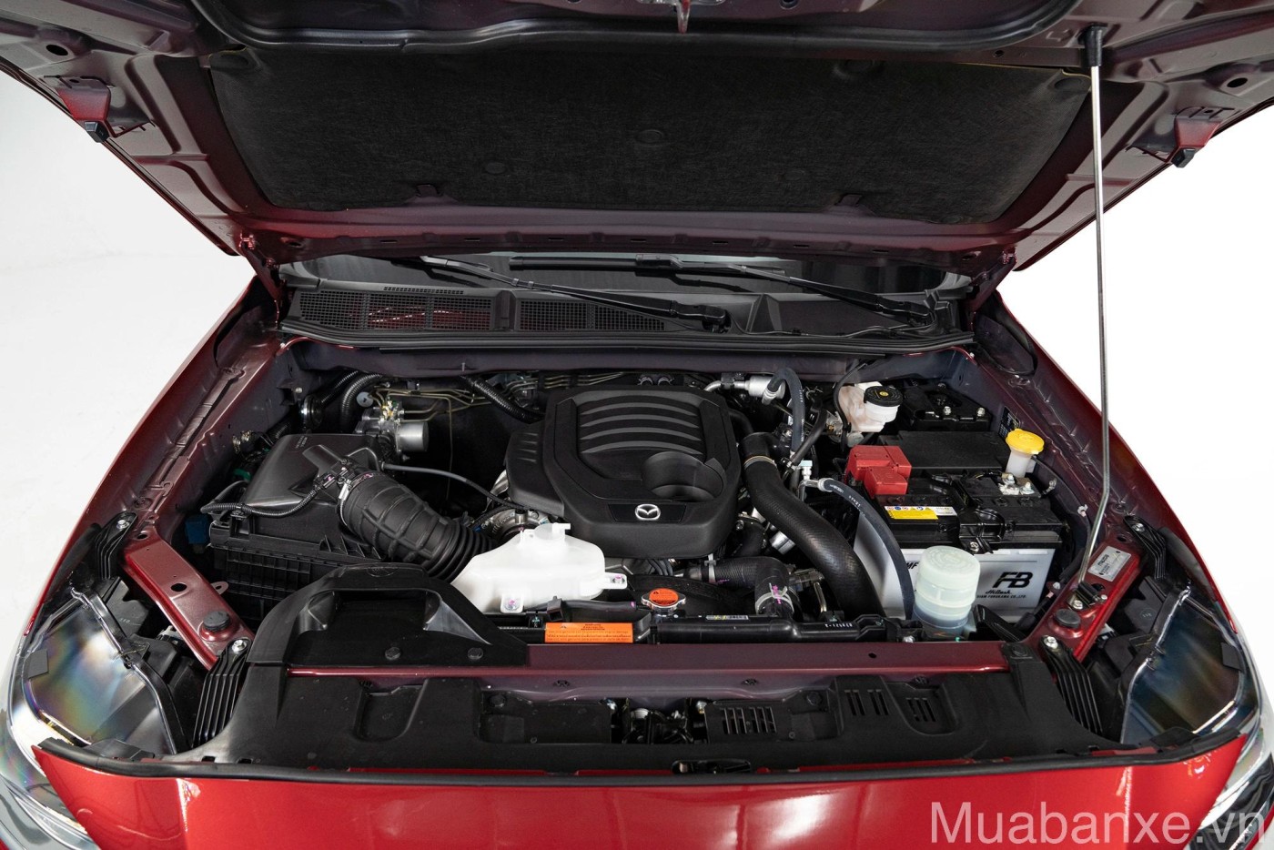 dong co xe mazda bt 50 tinbanxe vn