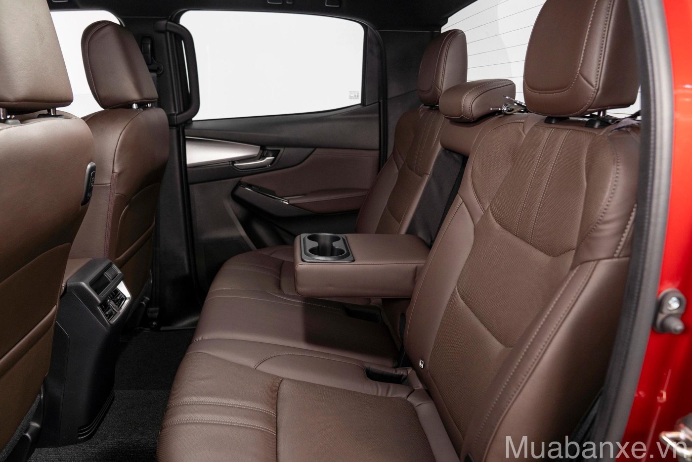 he thong ghe ngoi tren xe mazda bt 50 tinbanxe vn