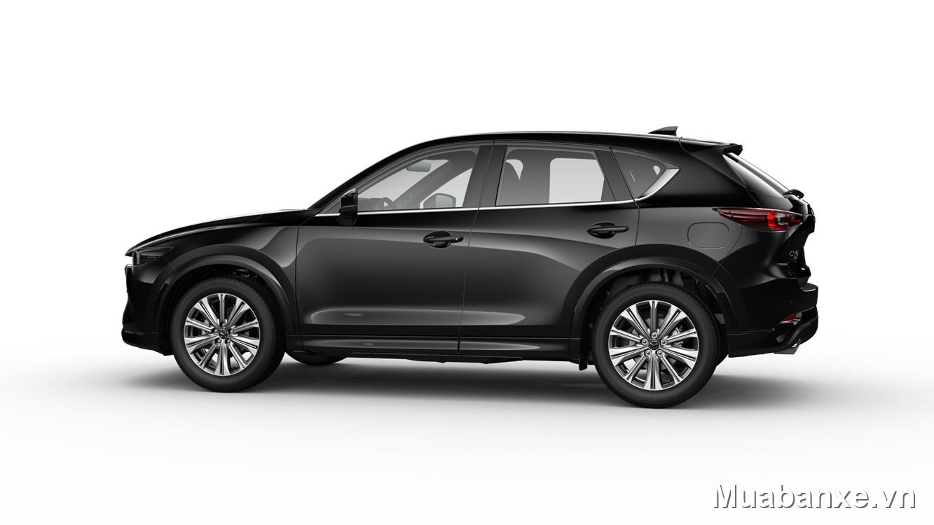 Mazda CX-5 màu đen nhìn ngang