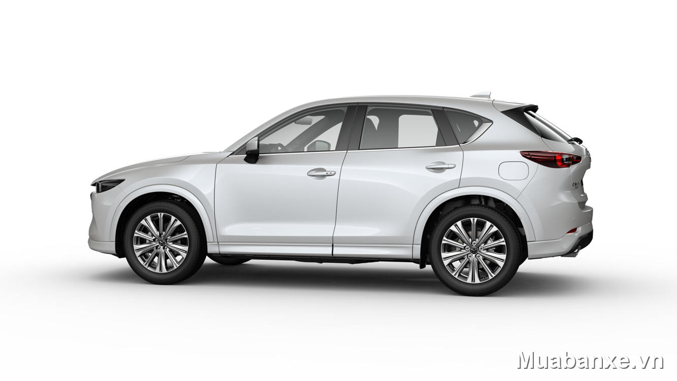 Mazda CX-5 màu trắng nhìn từ bên hông