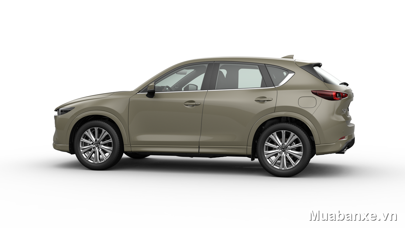 Mazda CX-5 màu xanh quân đội nhìn ngang
