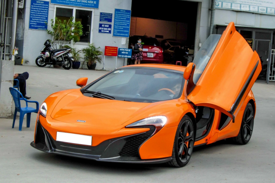 Mức tiêu hao nhiên liệu  mclaren 650s spider 