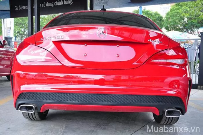 duoi xe mercedes benz cla 250 tinbanxe vn