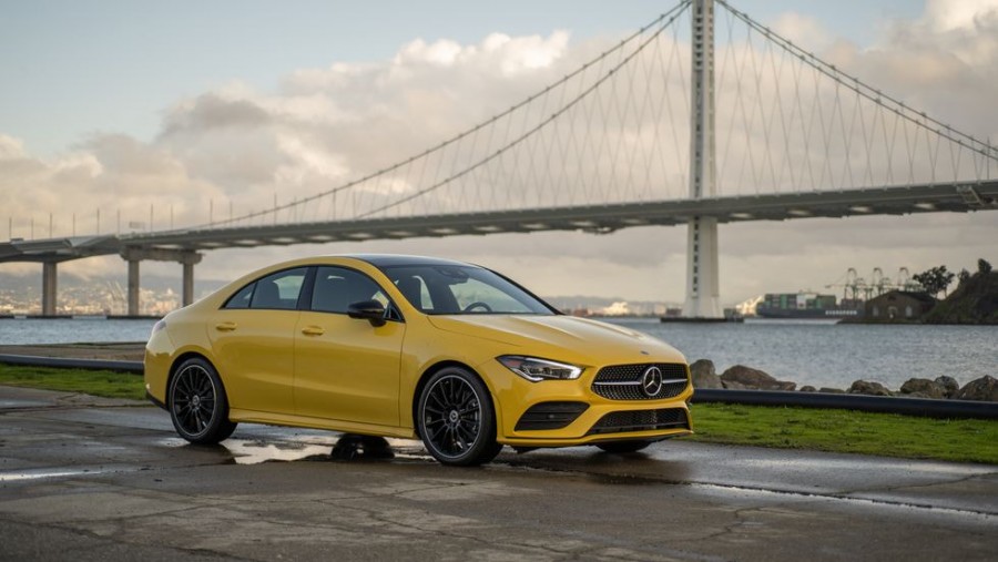 So sánh xe mercedes cla 250 