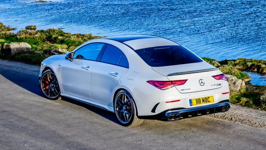 Thiết kế thân xe mercedes cla 45 amg 