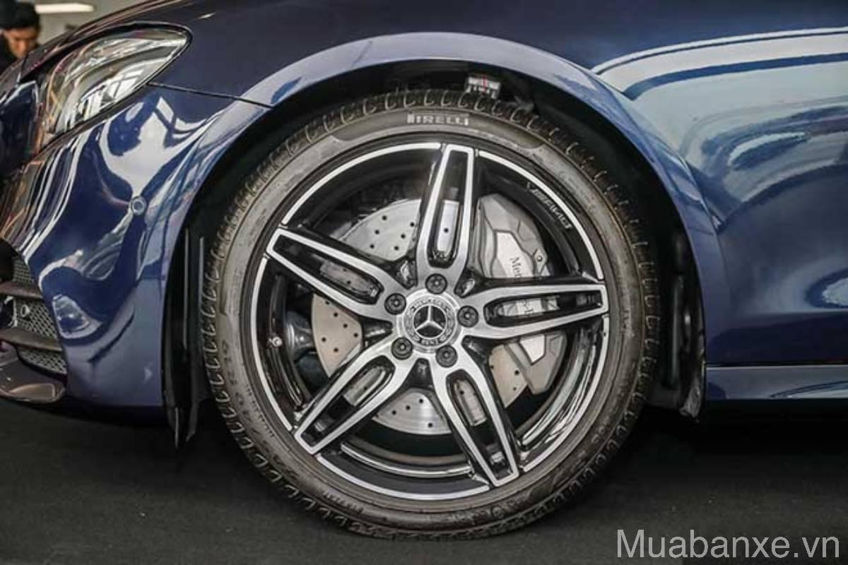 mam va lop xe mercedes benz e350 tinbanxe vn