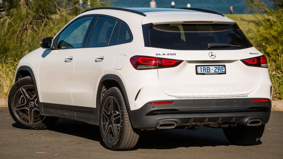 Thiết kế thân xe mercedes gla 250 