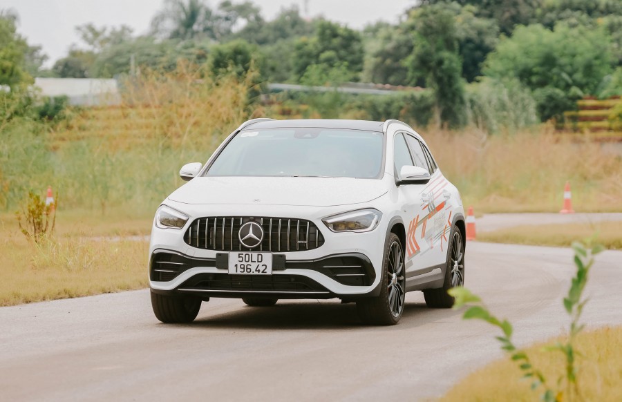 Mức tiêu hao nhiên liệu  mercedes gla 45 amg 