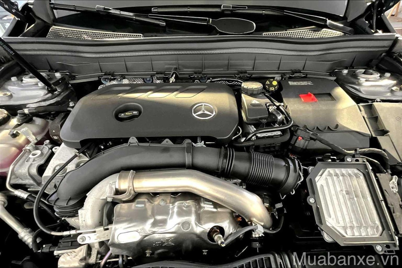dong co xe mercedes benz glb 250 tinbanxe vn