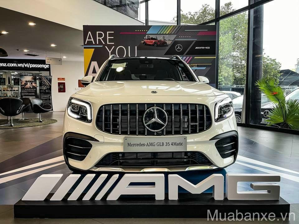 dau xe mercedes amg glb 35 tinbanxe vn