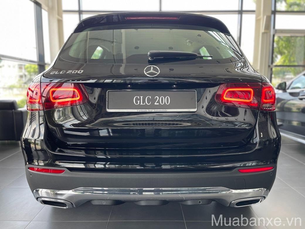 duoi xe mercedes glc 200 tinbanxe vn