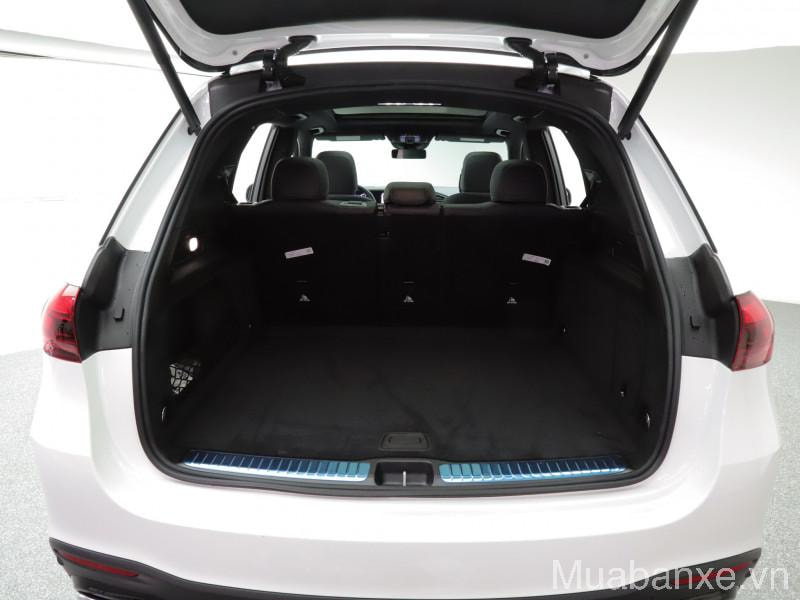 khoang hanh li tren xe mercedes gle 450 tinbanxe vn