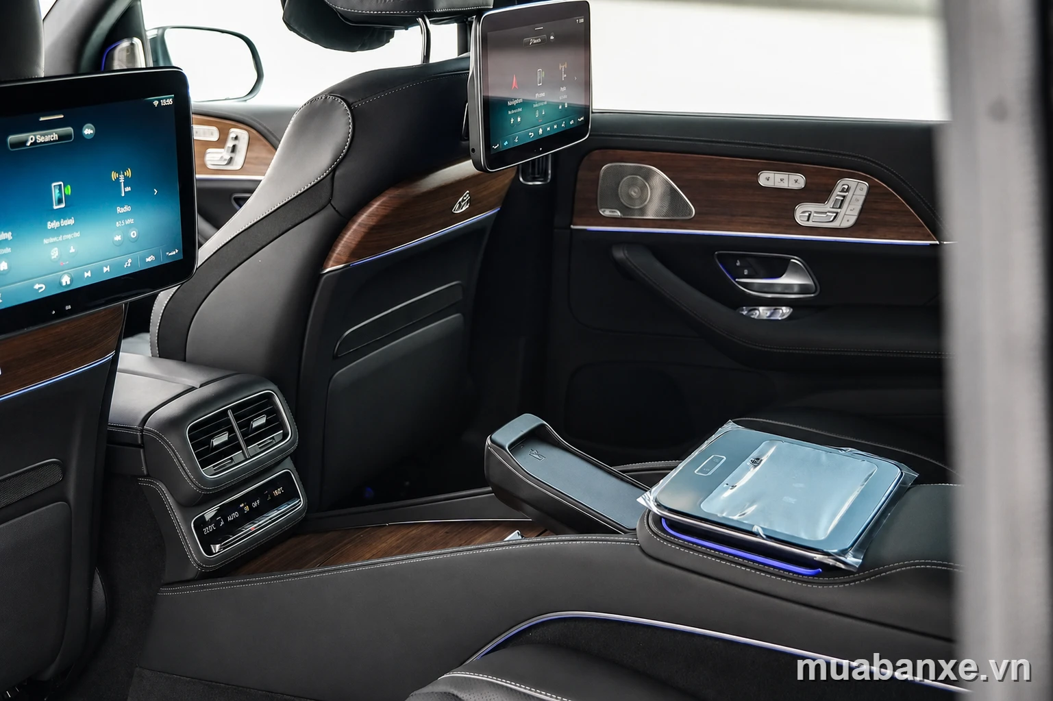 Nội thất khoang sau Mercedes-Maybach GLS 480