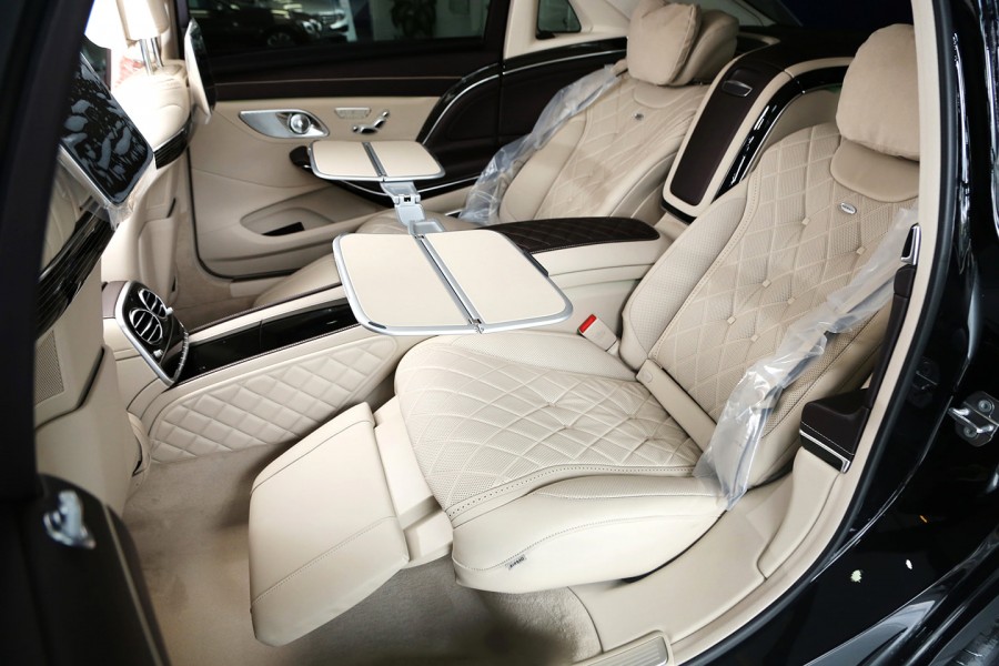 Thiết kế ghế ngồi mercedes maybach s560 