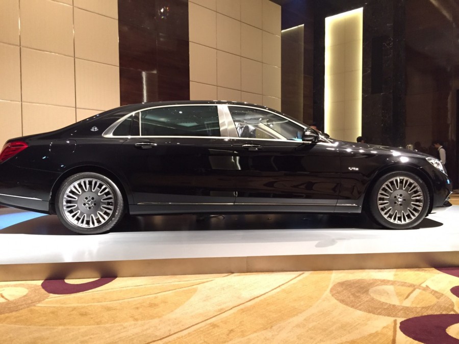 Thiết kế thân xe mercedes maybach s600 