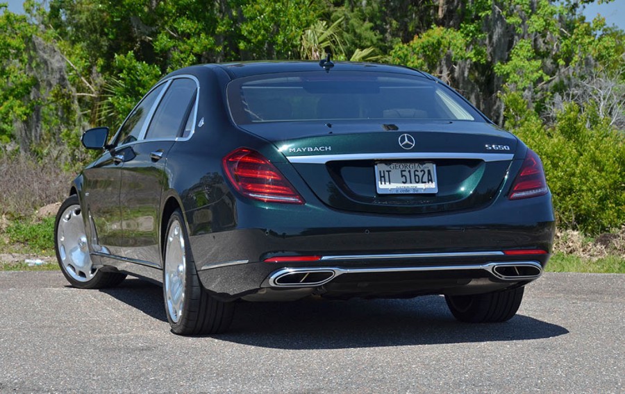 Thiết kế đuôi xe mercedes maybach s650 