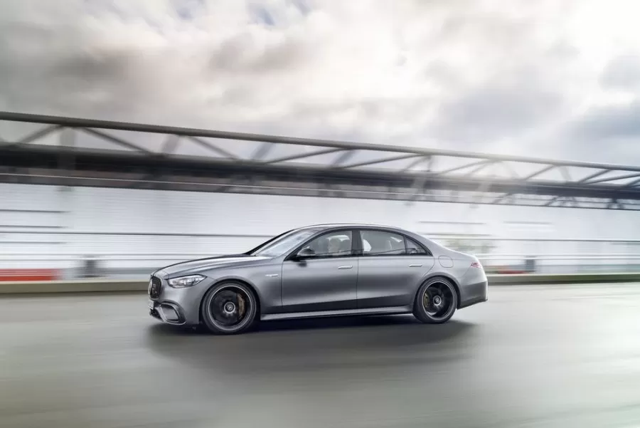 Thiết kế thân xe mercedes s63 4matic