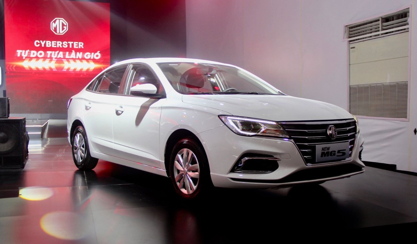 dau xe mg mg5 tinbanxe vn