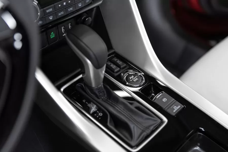 Cảm giác lái mitsubishi eclipse cross