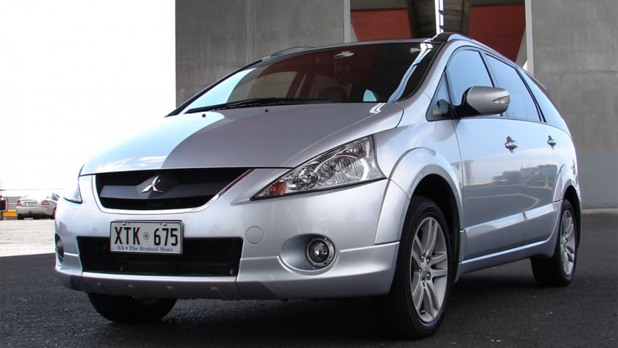 Thiết kế đầu xe mitsubishi grandis