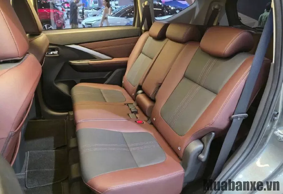 ghe ngoi tren xe mitsubishi xpander cross
