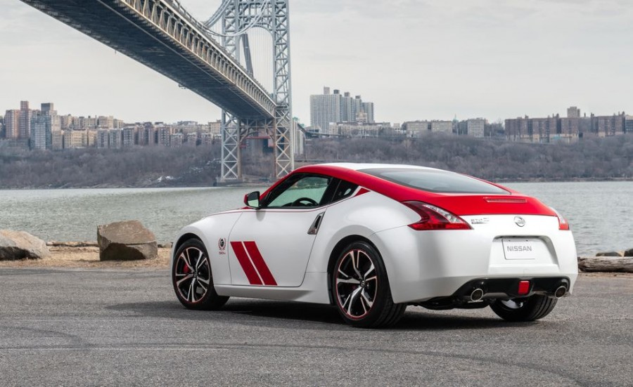 Mức tiêu hao nhiên liệu  nissan 370Z 