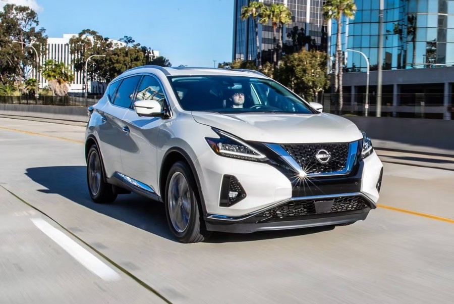 Thiết kế đầu xe nissan murano 