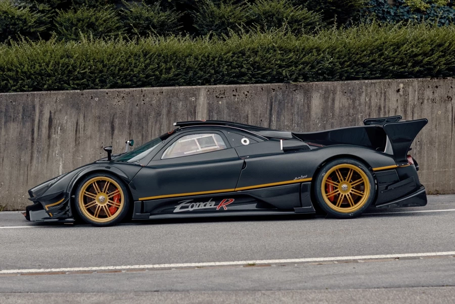 Thiết kế thân xe zonda