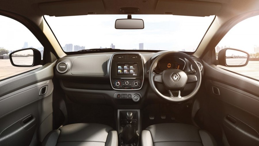 Thiết kế vô lăng và táp lô renault kwid 