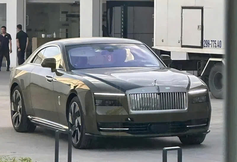 than xe rolls royce spectre tinbanxe vn