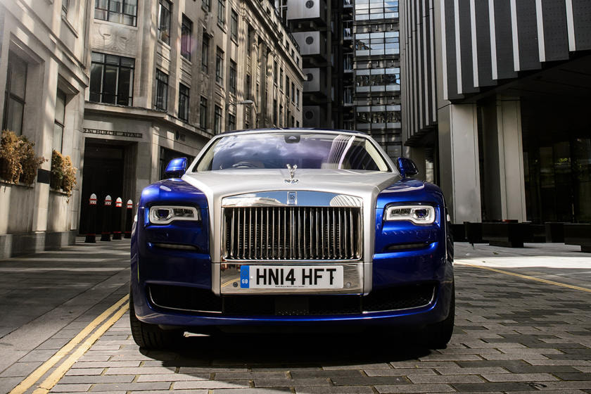 Trang bị tính năng an toàn rolls royce ghost series ii 