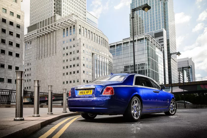 Thiết kế đuôi xe rolls royce ghost series ii