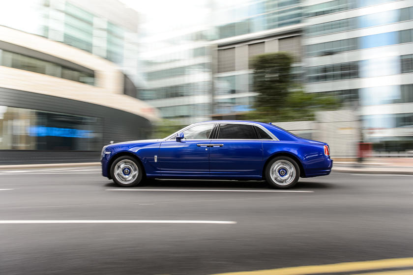 Thiết kế thân xe rolls royce ghost series ii 