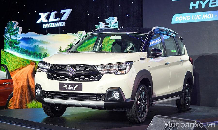 Suzuki XL7