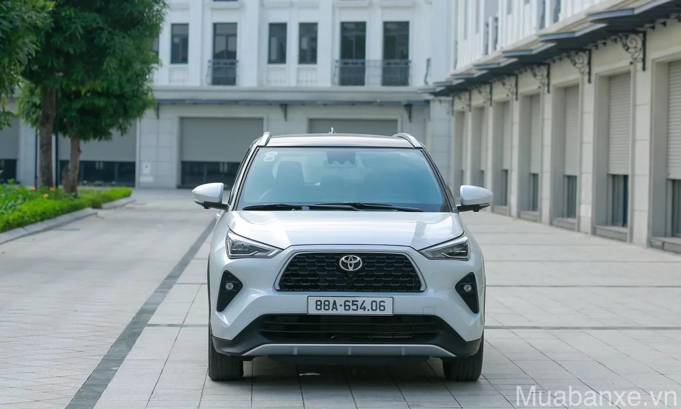 dau xe toyota yaris cross tinbanxe vn