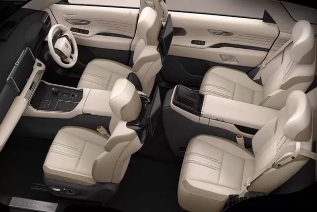 he thong ghe ngoi tren xe toyota century