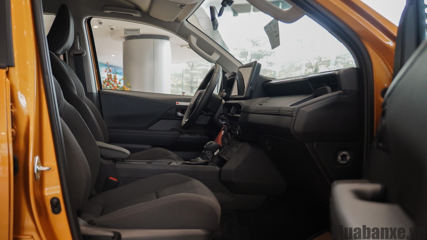 hang ghe truoc tren xe toyota hilux
