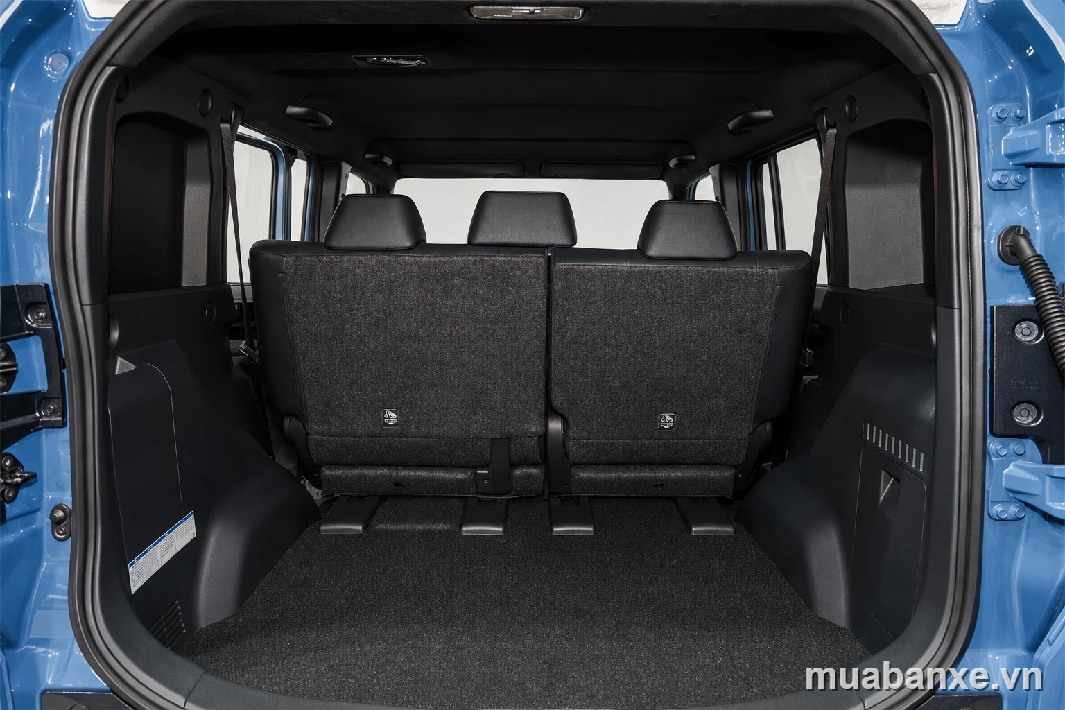Khoang hành lý Land Cruiser FJ