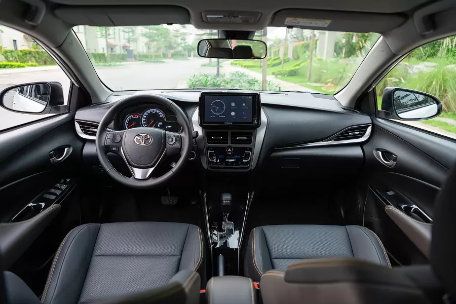 Khoang lái Toyota Vios