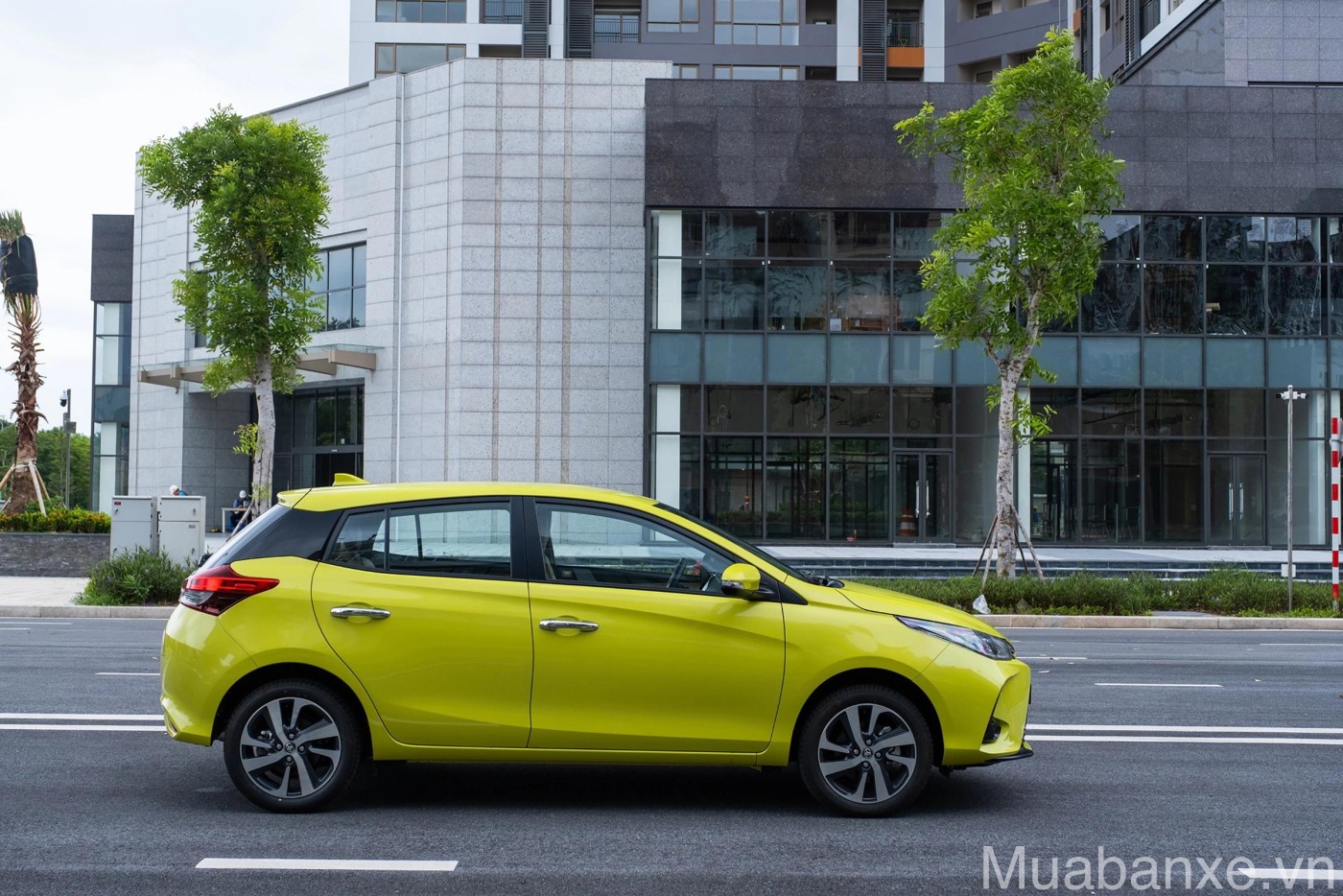 than xe toyota yaris tinbanxe vn
