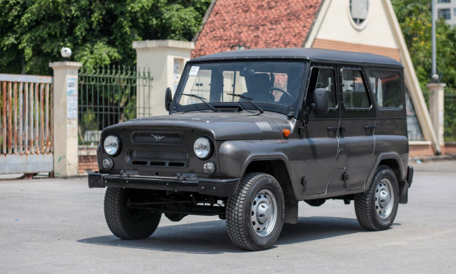 Động cơ vận hành uaz hunter 