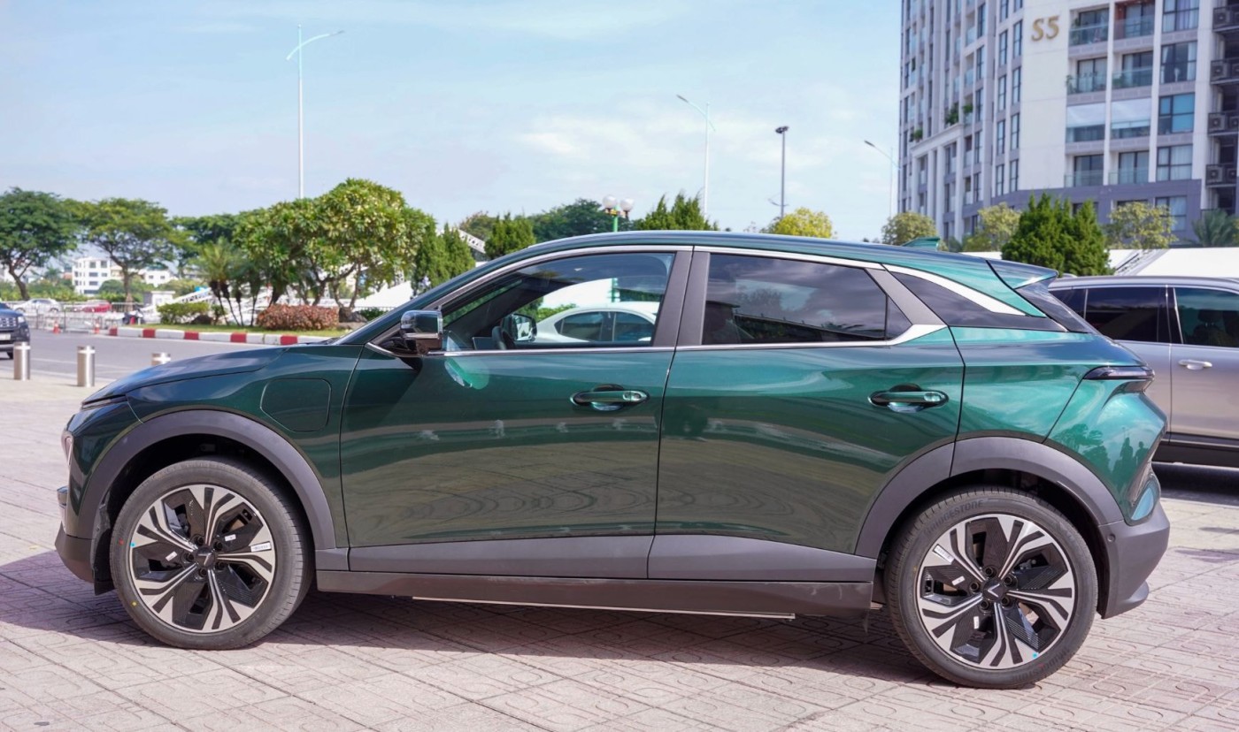 than xe vinfast vf6