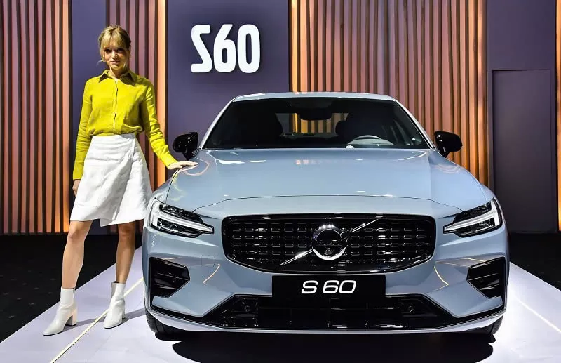 xe volvo s60 tinbanxe vn