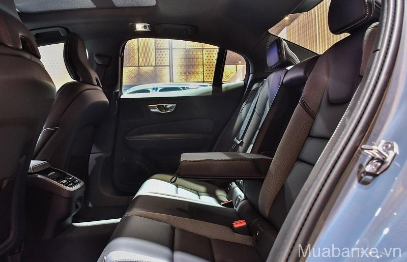 ghe ngoi tren xe volvo s60 tinbanxe vn