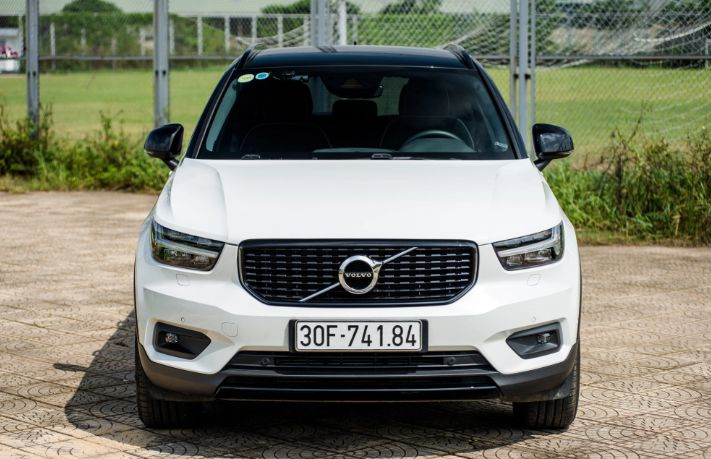 dau xe volvo xc40 1