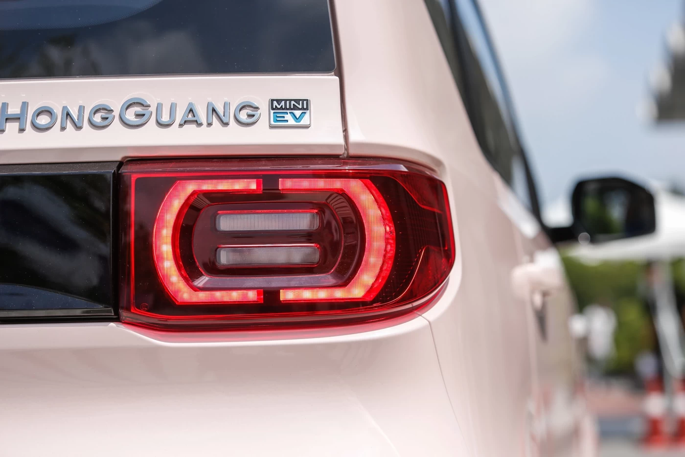 Cụm đèn hậu Led của wuling hongguang mini ev