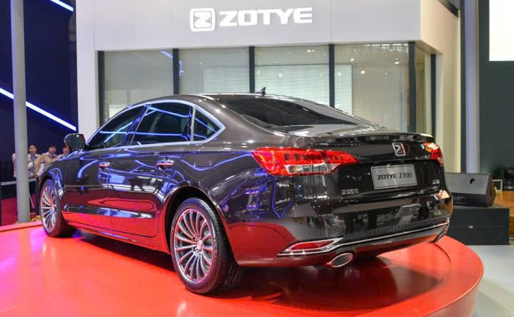 duoi xe zotye z7000 tinbanxe vn