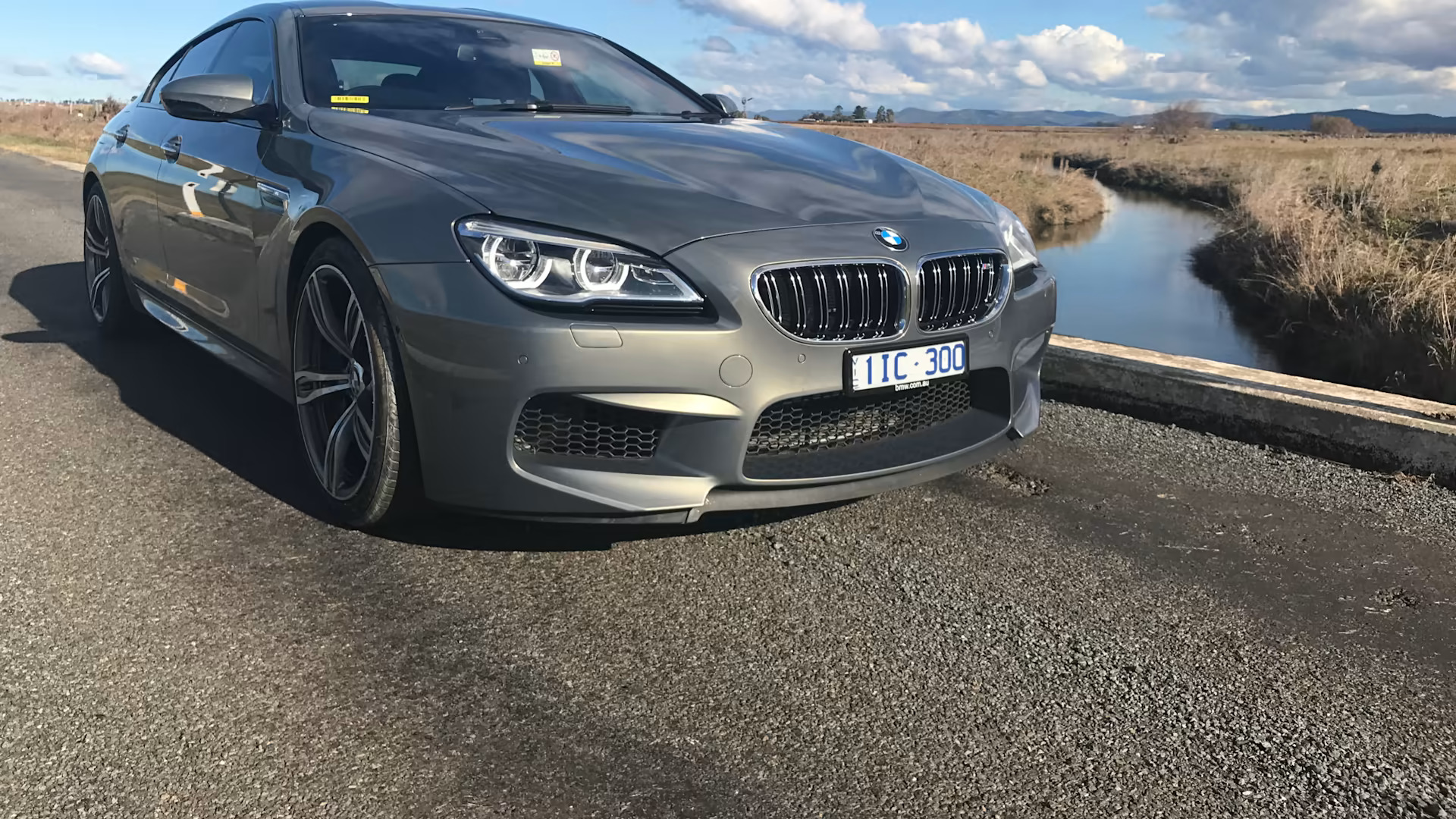 gia-xe-bmw-m6-tinbanxe-3.png